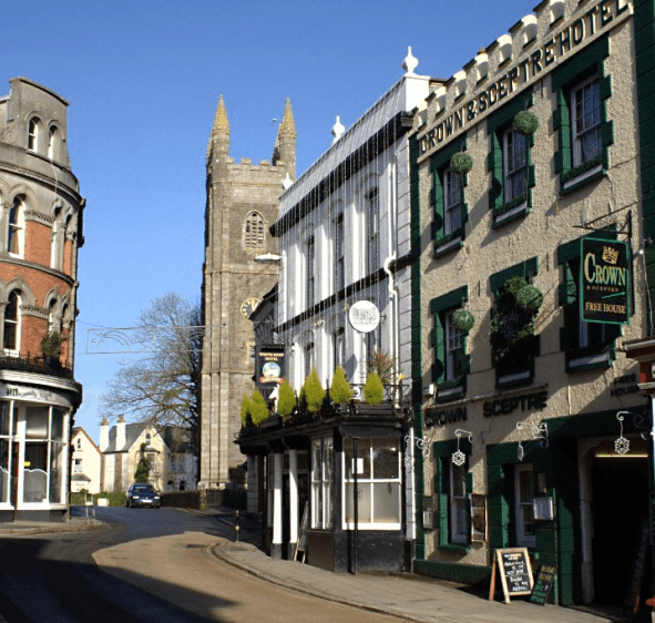 image of holsworthy high street